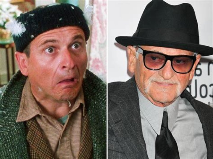 Danny DeVito Joe Pesci Hoffa Devito Danny Jimmy Nicholson Jack