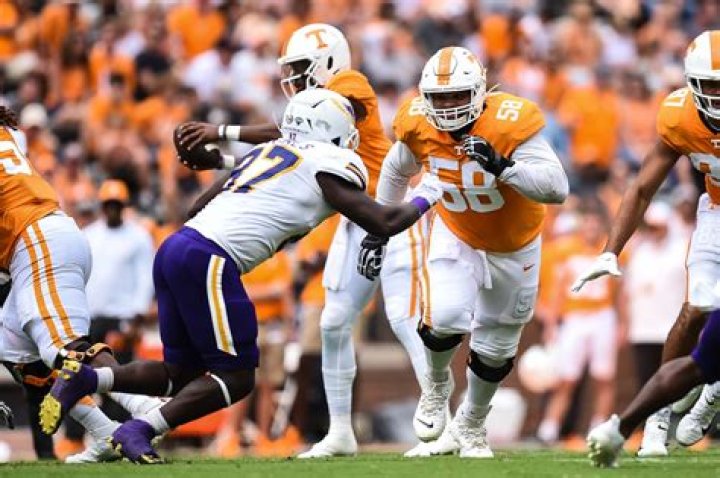 Darnell Wright Cements Portfolio At NFL Combine Sports Illustrated