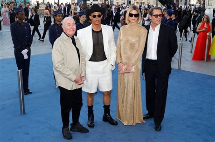 David Geffen Bio, Net Worth, Career, Famous, Yacht, Isolation, Coronavirus, Wife, Kids