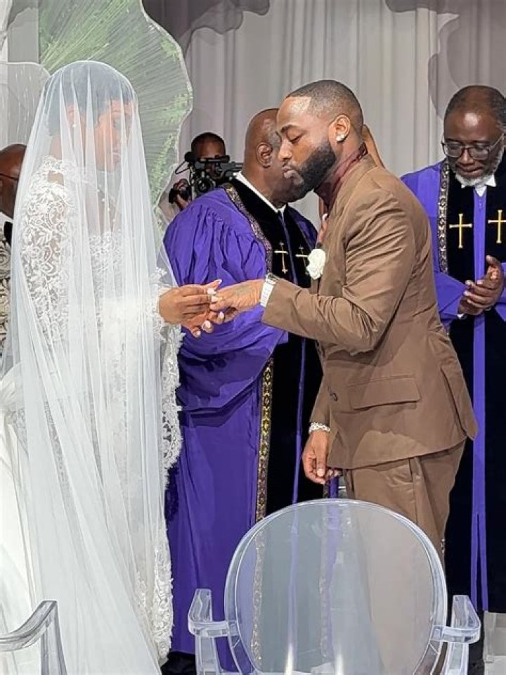 Davido and chioma wedding Pictures surfaced online shoutouttvblog