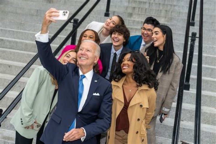 Democrats hope TikTok creators will help sway voters The Washington Post