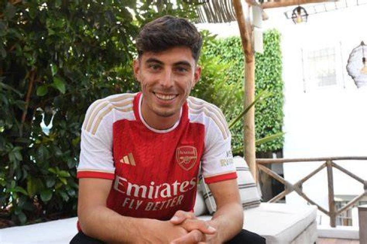 Denis Suarez&rsquo; girlfriend confirms Arsenal transfer ArsenalCore