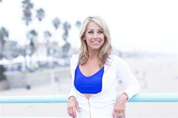 Denise Austin Reveals How She Outsmarted the Hormonal Glitch That Packs
