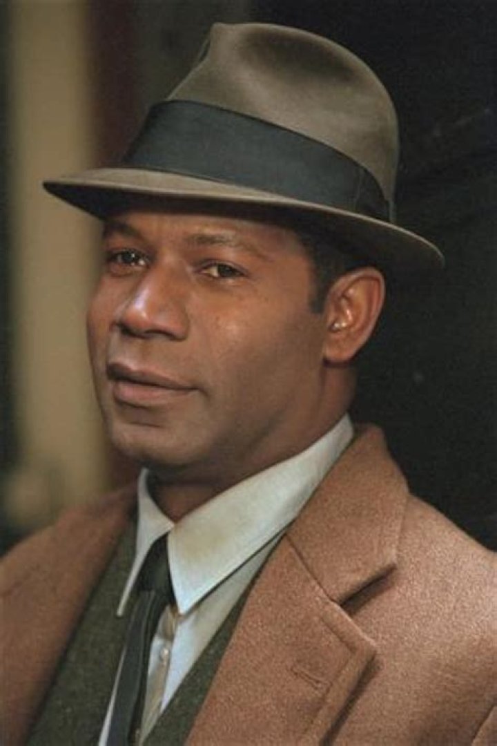 Dennis Haysbert Biography, Height & Life Story Super Stars Bio