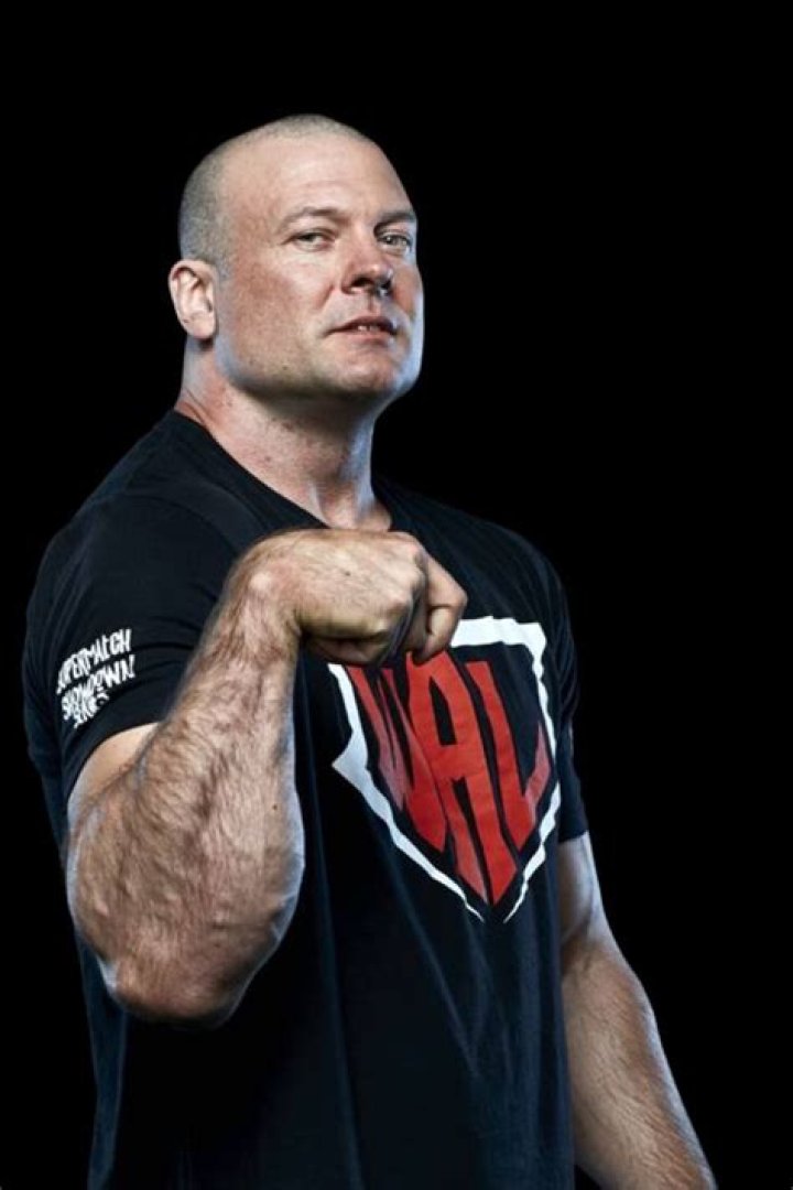 Devon Larratt The ArmWrestling Champion With a 300,000 Net Worth [2024]