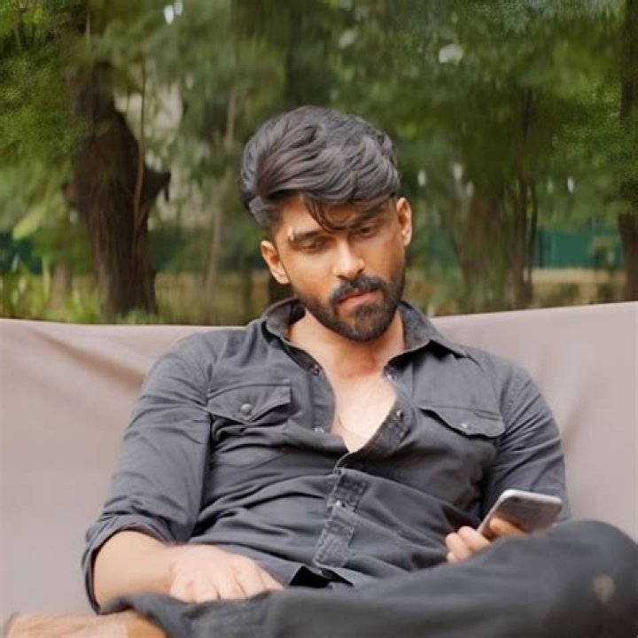Dhruv vikram HD images Dhruv vikram from mahaan dada Actor photo
