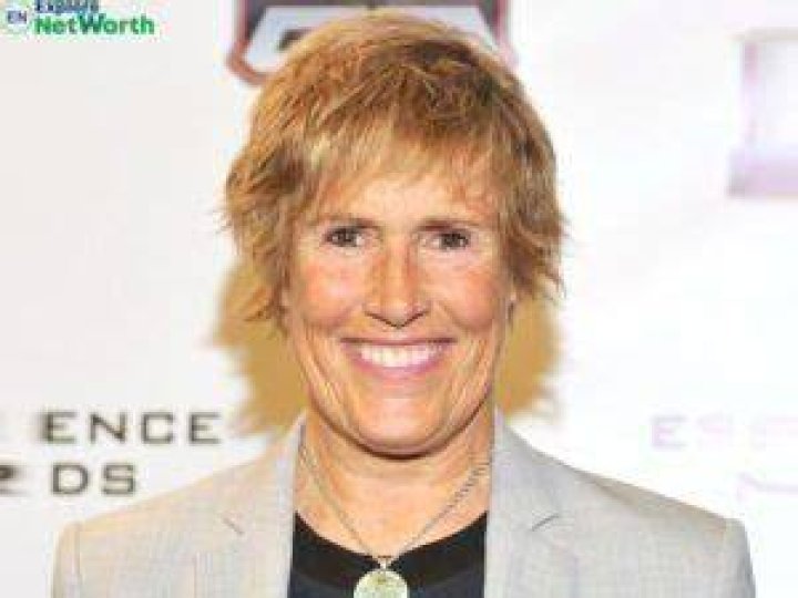 Diana Nyad net worth How much is the longdistance swimmer worth in 2023?