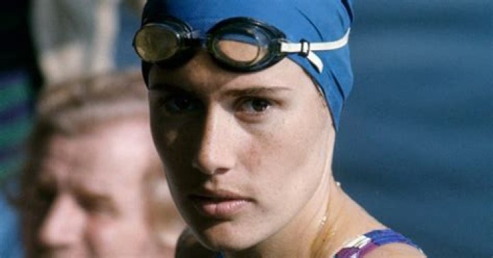 Diana Nyad Sets Record Swimming Across Straits of Florida ActionHub