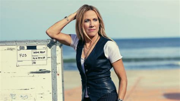 Did Sheryl Crow Die? Is Sheryl Crow Still Alive? How Old Is Sheryl Crow
