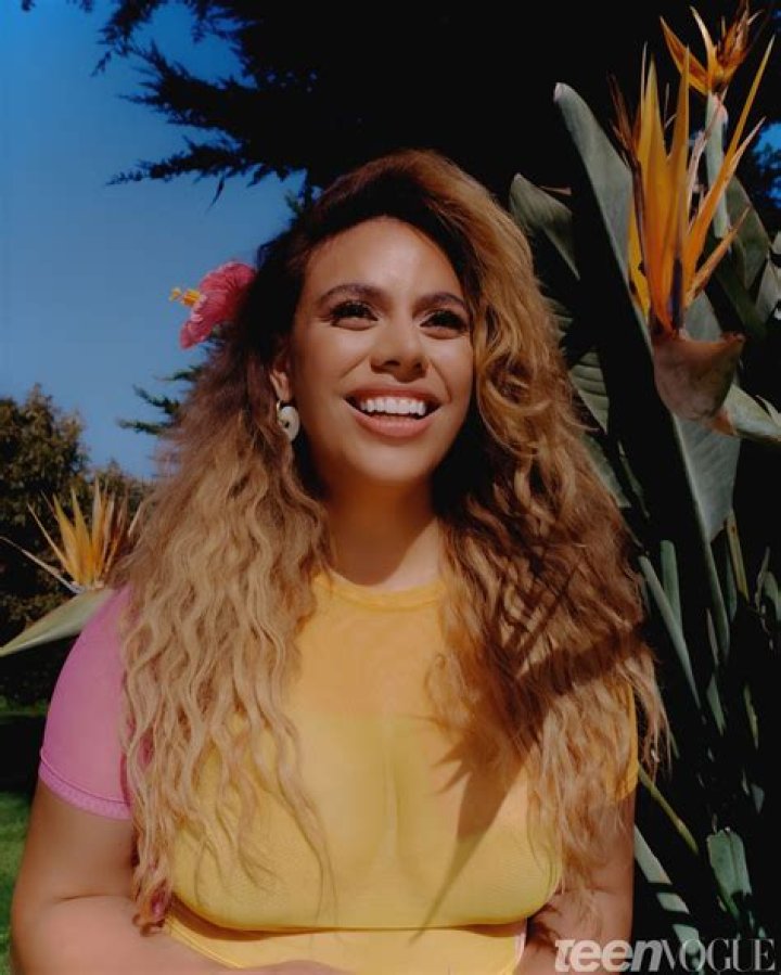 Dinah Jane's Playlist For Takeover Tuesday Listen Billboard