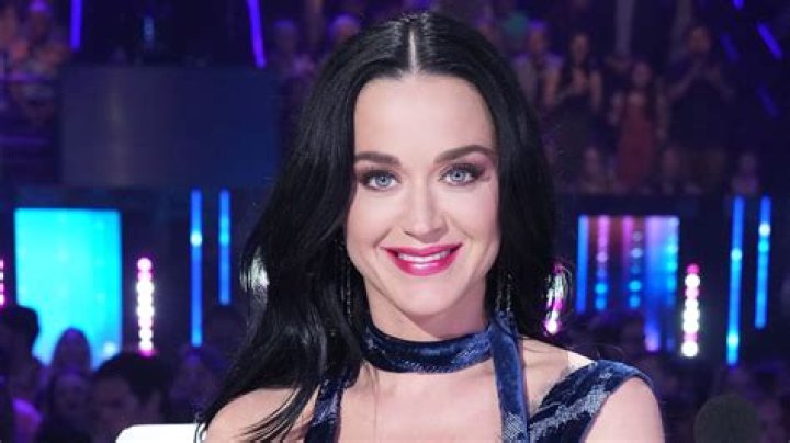 Dirty Hollywood Katy Perry&rsquo;s Best Cleavage Photos