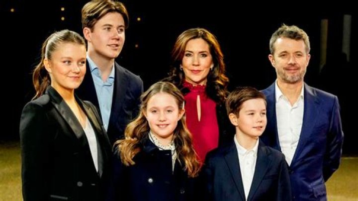 Discovering The Liven Family: How Old Are They?