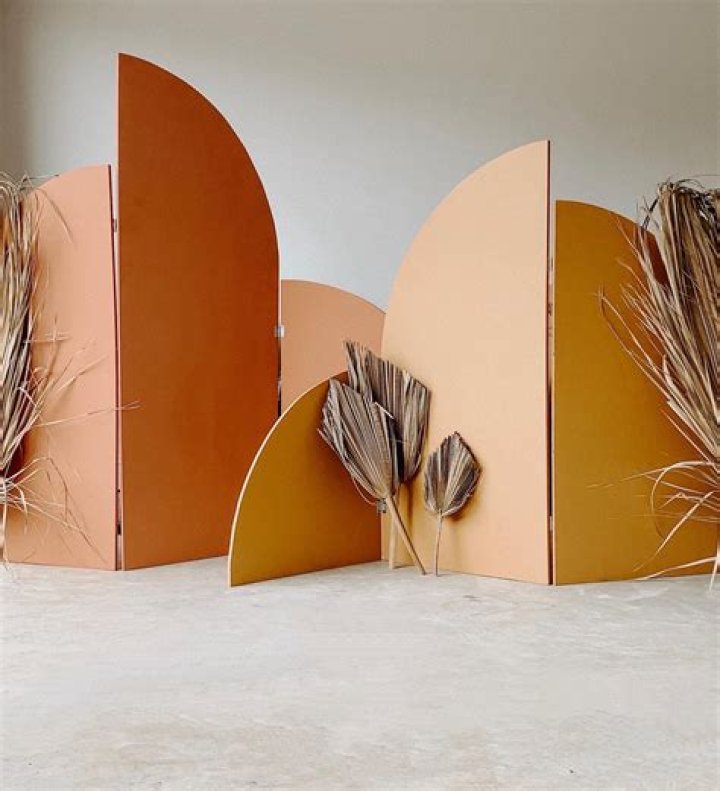 DIY Arched Backdrop &mdash; Goldie Wylde