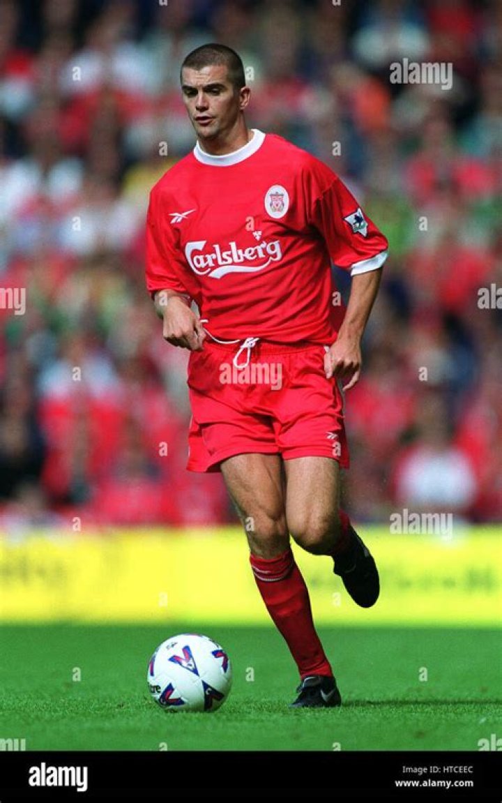 DOMINIC MATTEO LIVERPOOL FC 14 August 1999 Stock Photo Alamy
