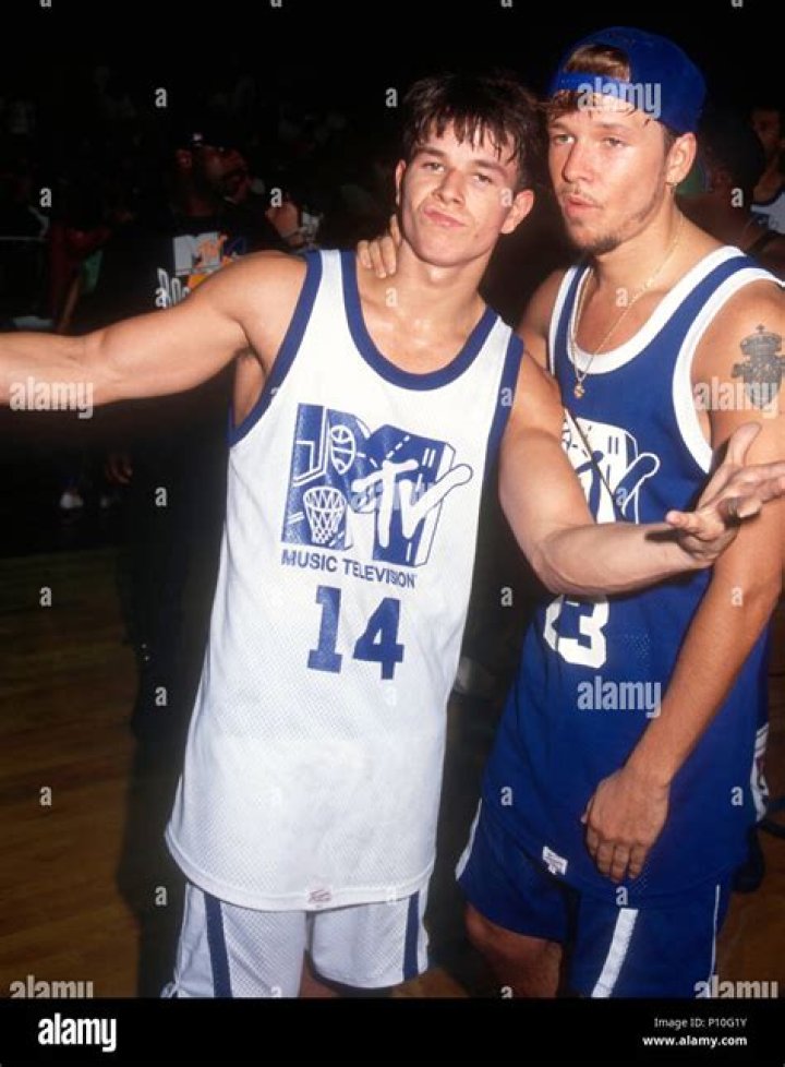 Donnie And Mark Wahlberg Young