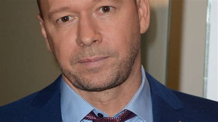 Donnie Wahlberg Biography, Celebrity Facts and Awards