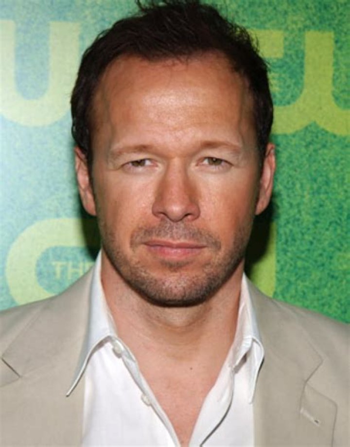 Donnie Wahlberg Biography, Wiki, Net Worth, Height, Weight, Career