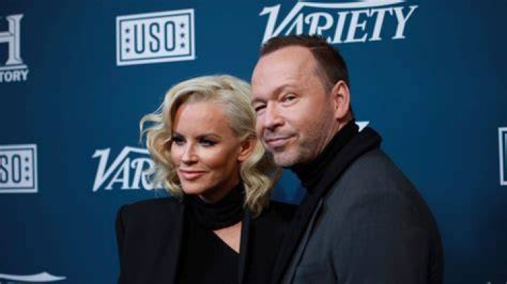 Donnie Wahlberg leaves 2,020 tip again, this time on 35 bill