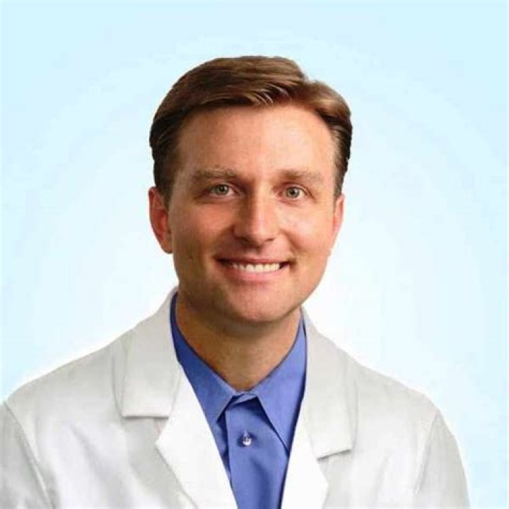 Dr Eric Berg (YouTuber) Age, Wife, Family, Biography & More FiLMyBioGraPHy