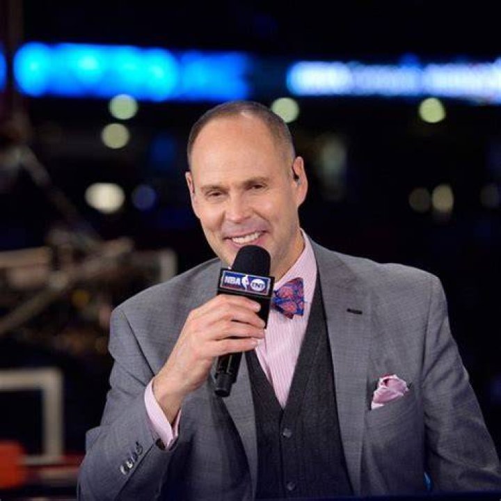 E60 to profile Turner's Ernie Johnson