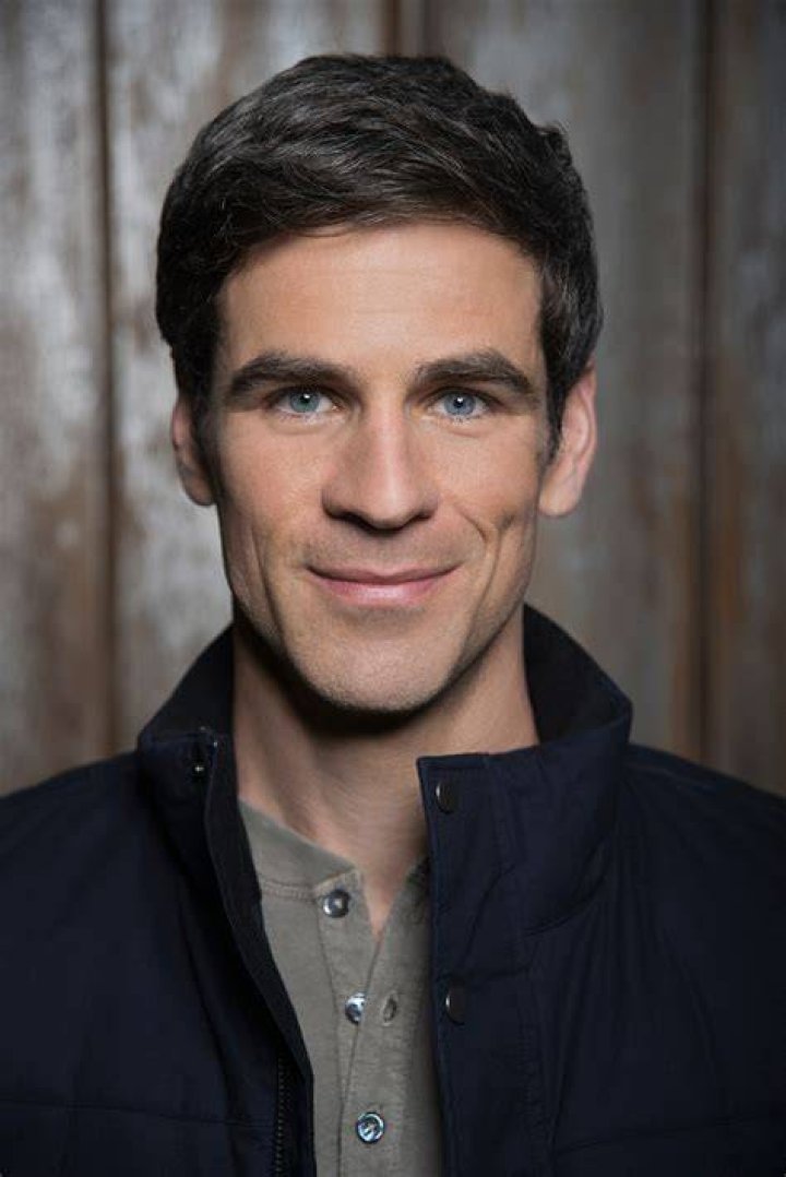 Eddie Cahill Pictures TVSA