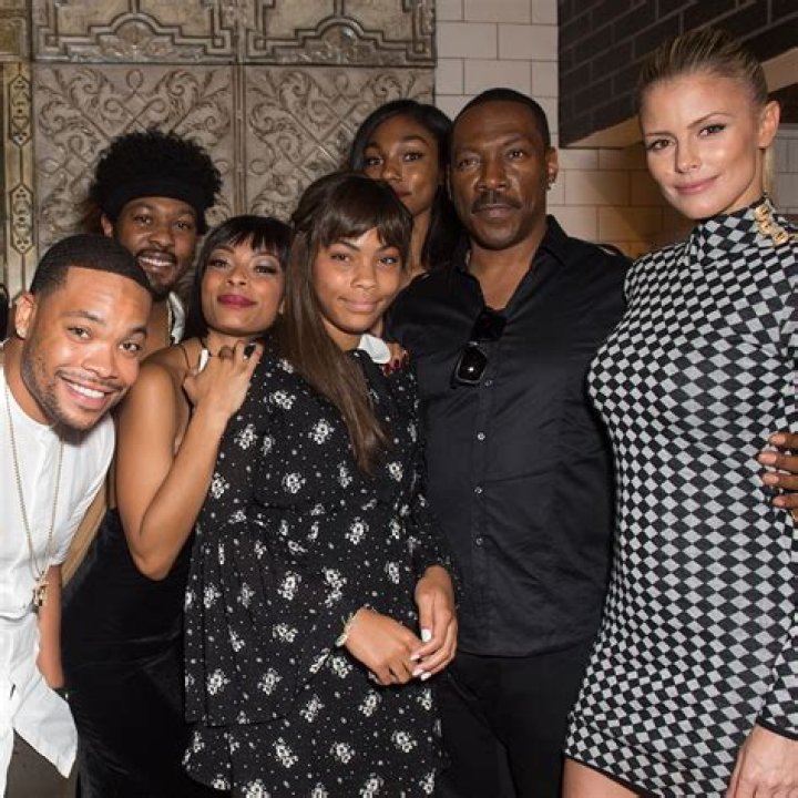 Eddie Murphy's Romantic Journey: A Look At His Girlfriends