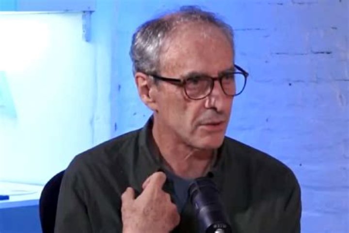 El CEO y fundador de Ashley Madison renuncia C&oacute;digo Espagueti