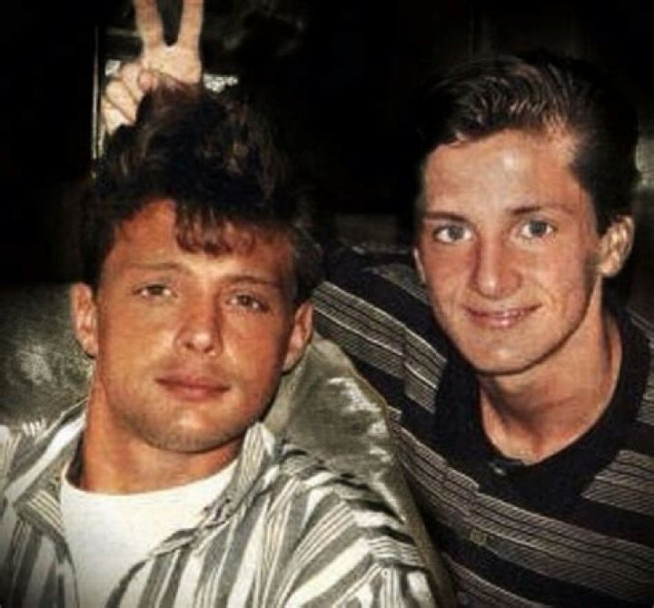 El hermano de Luis Miguel sorprendi&oacute; con su talento para la m&uacute;sica
