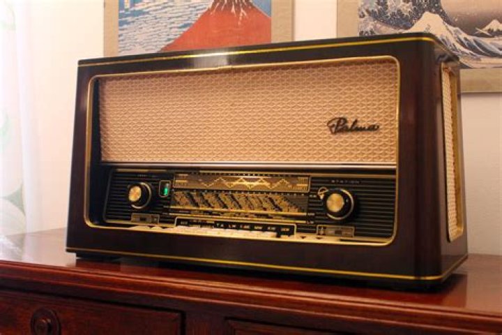 El Tigrillo Palma Radio Listen to Free Music & Get The Latest Info
