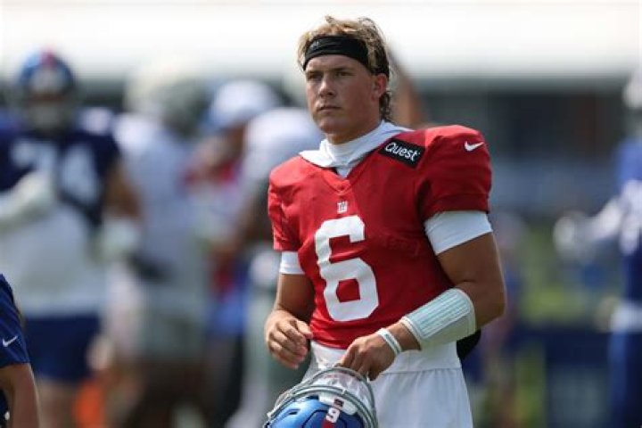 Eli Manning Wasn't Impressed With Breece Hall's 83Yard Rush Sports