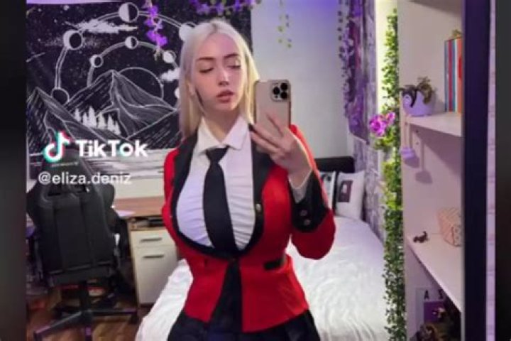 Eliza Deniz tiktok Queen Found It on Social Networking Tributes and Art