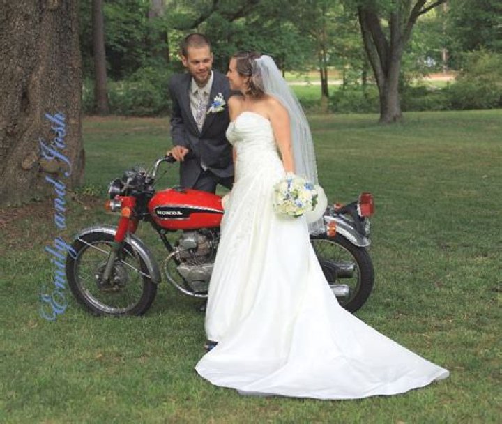 Emily and Josh by John and Kathy Nowell Blurb Books UK