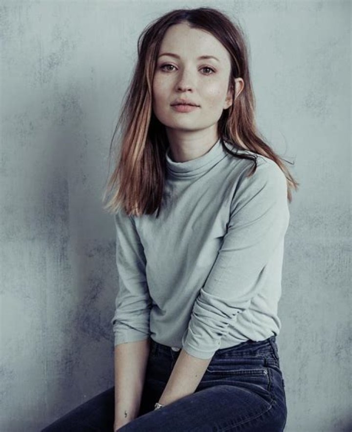 Emily Browning IMDb