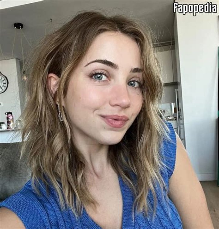 Emily Rudd Nude Leaks Photo 1833376 Fapopedia
