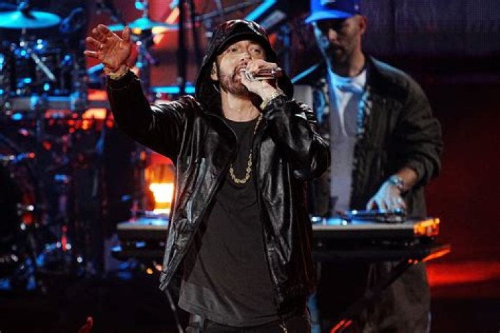 Eminem Jokes He&rsquo;s Ready to Lace Up With the Detroit Lions XXL