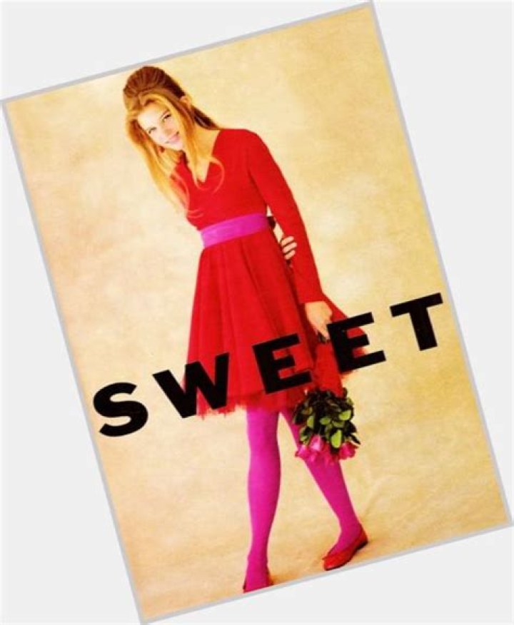 Emma Snowball Official Site for Woman Crush Wednesday WCW