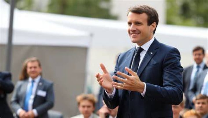Emmanuel Macron Height And Weight How Tall Is Emmanuel Macron?