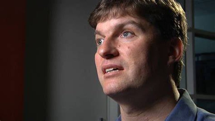 Entrepreneur Stories The Michael Burry Saga Work Theater