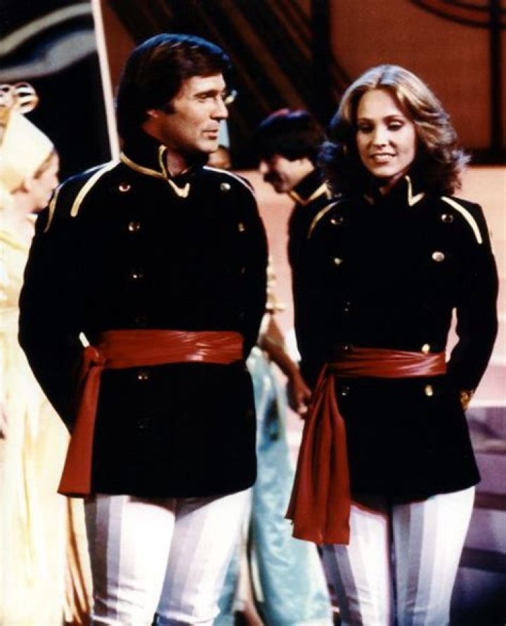 Erin Gray and Gil Gerard Signed 8x10 Buck Rogers in the 25th Century