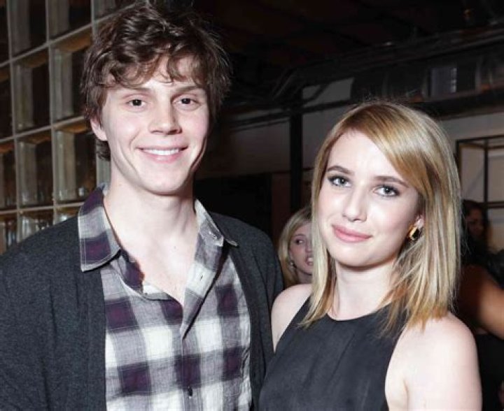 Evan Peters y su t&oacute;xico romance con Emma Roberts ella termin&oacute; el