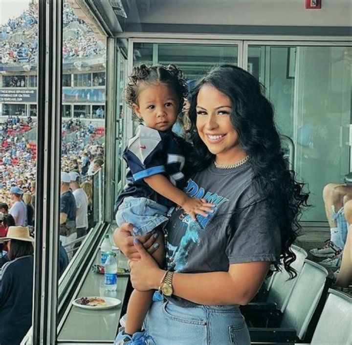 Everything About Adrianna Rivas Derrick Henry Wife/Girlfriend