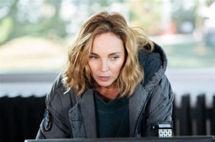 EXCLU. Claire Keim cet accident de tournage qui lui a lai... T&eacute;l&eacute; Star