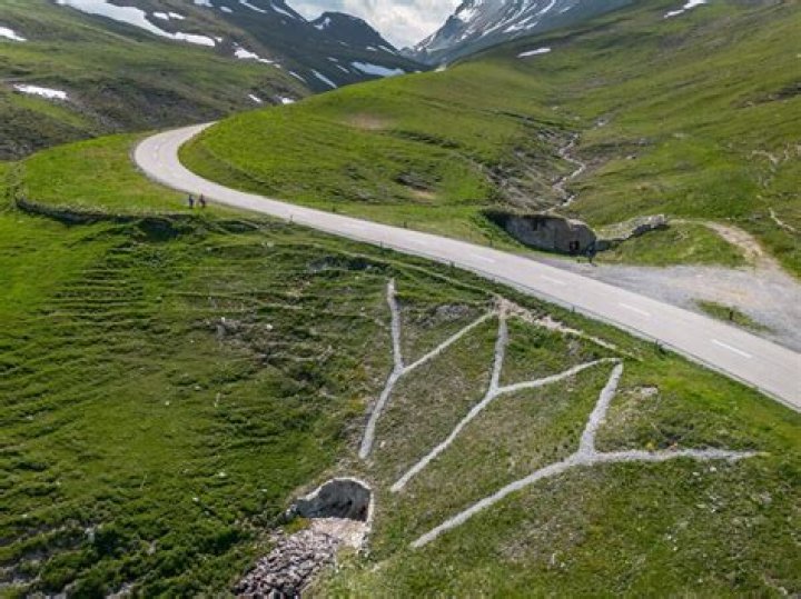 Exploring The Gino Mader Crash Site: A Somber Tribute To A Rising Star
