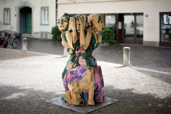 Fanas Kunstausstellung Platz Hengert Figuren von Anna Ma&hellip; Flickr