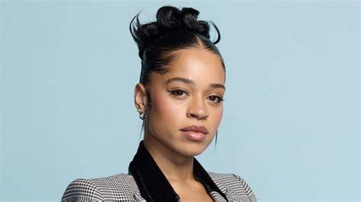 Fans Think Ella Mai Is Boston Celtics Boo&rsquo;d Up With Jayson Tatum After