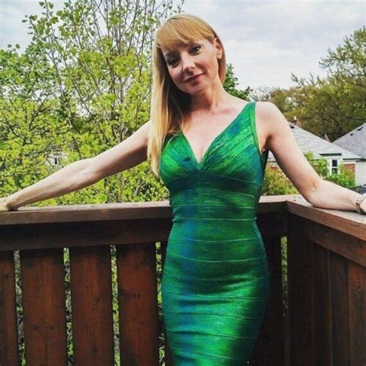Fear Not Moms, Sexy Selfies Won't Wreck Your Kids HuffPost Canada