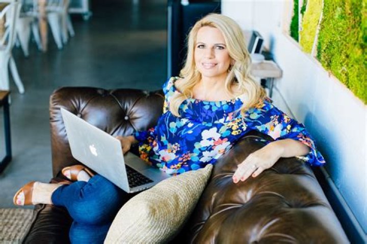Female Disruptors Alison Maloni is bringing new stories to the world
