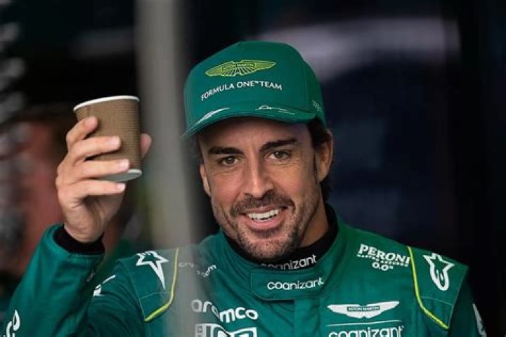 Fernando Alonso slams journalists for using him to 'gain some followers'