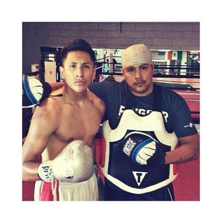 Fernando Vargas Jr. to Follow in His Father&rsquo;s Footsteps Tha Boxing