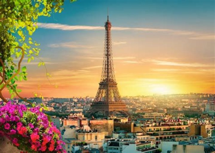 FileEiffelturm, Paris, France.jpg Wikimedia Commons